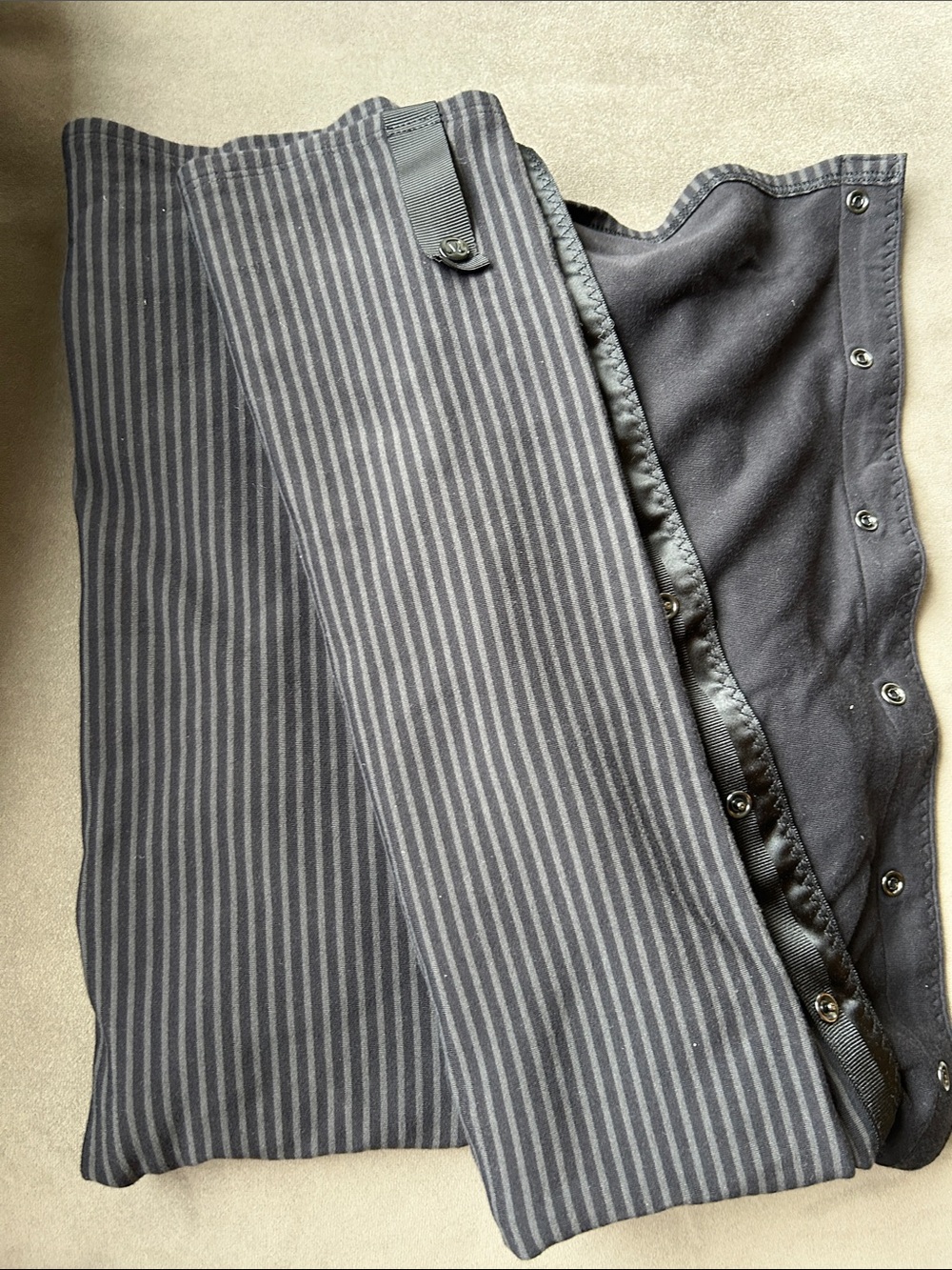 lululemon athletica Black and Gray Pinstripe Snap Scarf